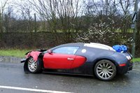 veyron_smash02_1.jpg